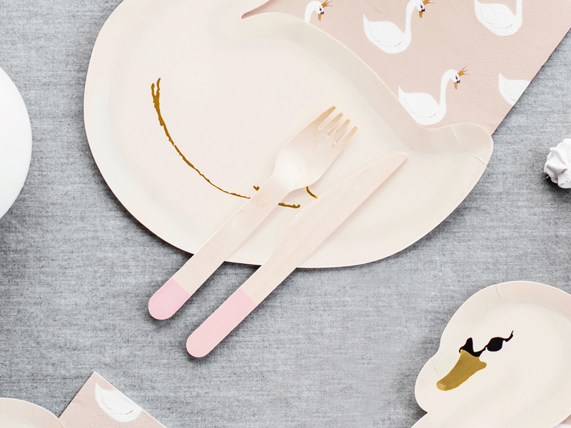Pale Pink Wooden Cutlery Set - Image 3