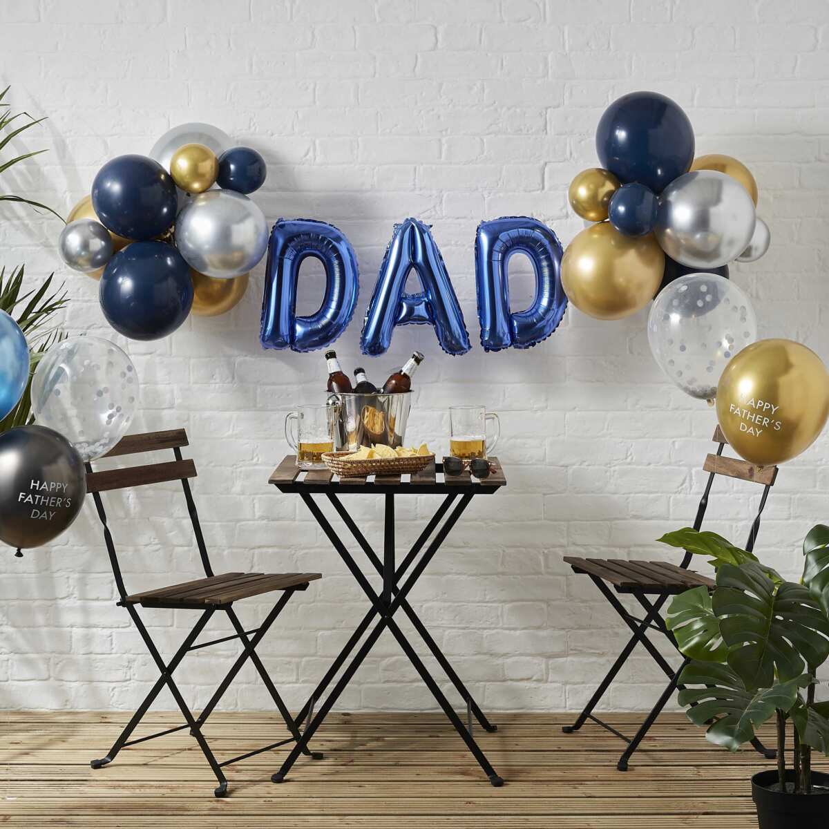 Wooden Best Dad Ever Father's Day Badge - Image 3